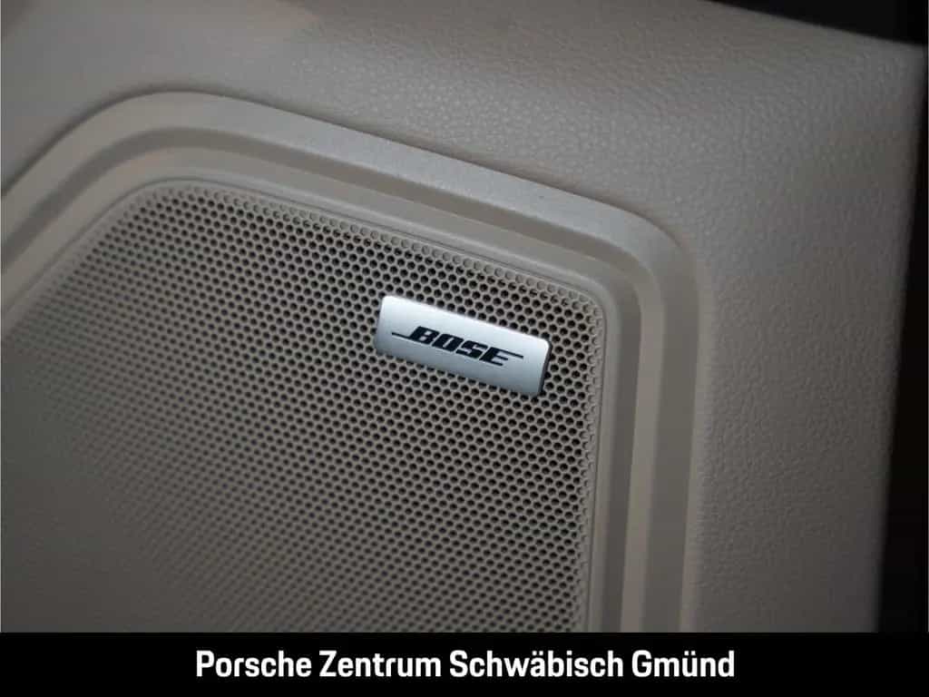 Porsche Macan BOSE 20-Zoll Rückfahrkamera Panoramadach 12/2021-photo-20