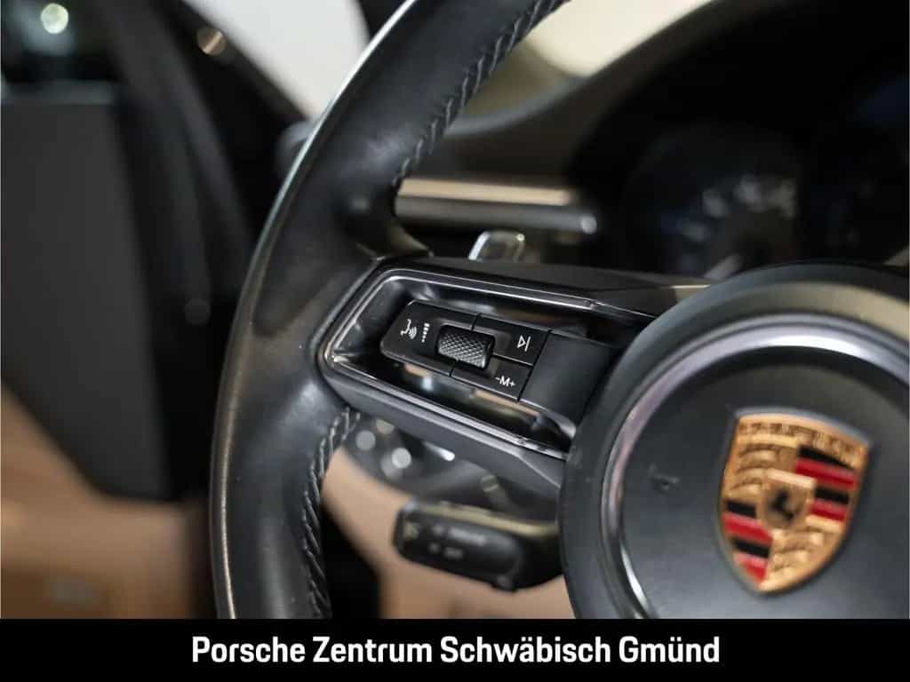 Porsche Macan BOSE 20-Zoll Rückfahrkamera Panoramadach 12/2021-photo-21