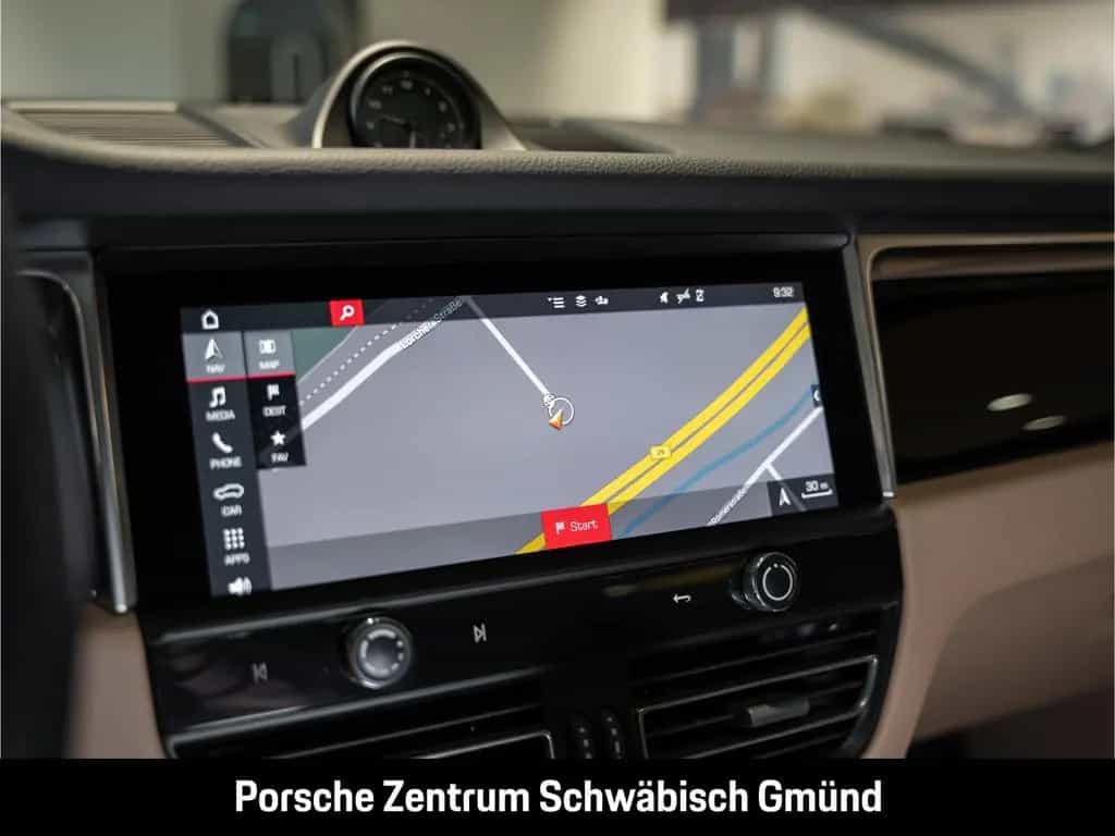 Porsche Macan BOSE 20-Zoll Rückfahrkamera Panoramadach 12/2021-photo-30