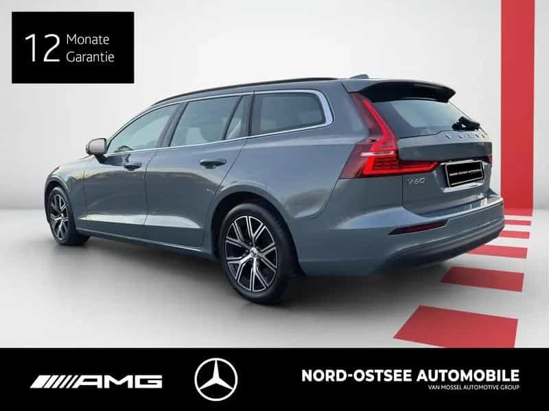 Volvo V60 V 60 B4 CORE KAMERA LED STANDHZG TEMPOMAT 12/2022-photo-2