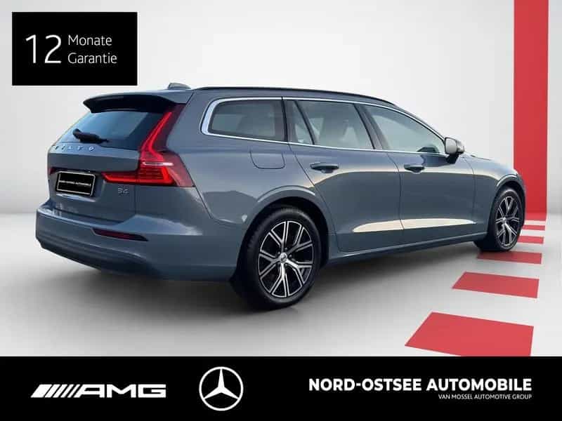 Volvo V60 V 60 B4 CORE KAMERA LED STANDHZG TEMPOMAT 12/2022-photo-3
