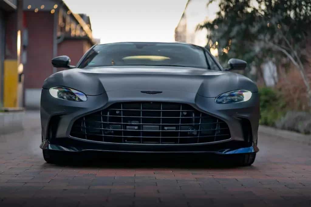 Aston Martin V12 Vantage | 1. HD. | LIMITED | 1 OF 333 07/2022-photo-4