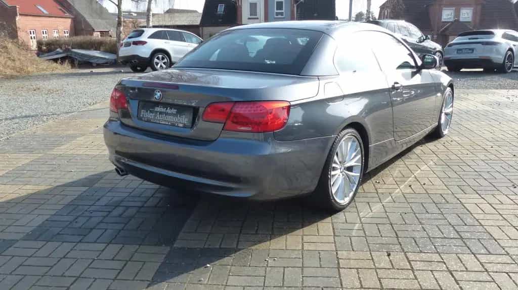 BMW 3 Series 320i Cabrio Edition Exclusive Autom. Leder Rot 05/2012-photo-23