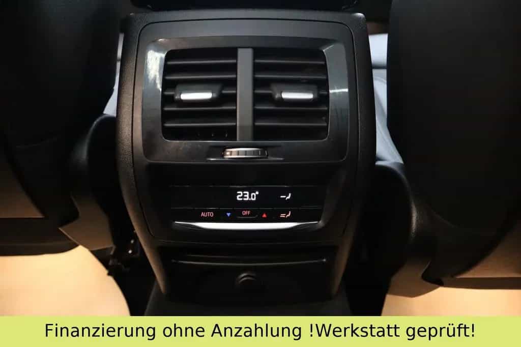 BMW X3 xDrive 20 d Advantage*NAVI*CAM*HUD*AHK 06/2018-photo-16