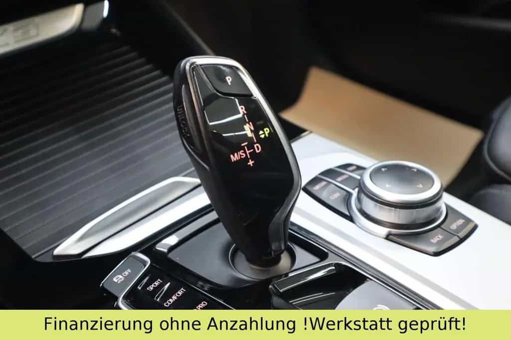 BMW X3 xDrive 20 d Advantage*NAVI*CAM*HUD*AHK 06/2018-photo-25