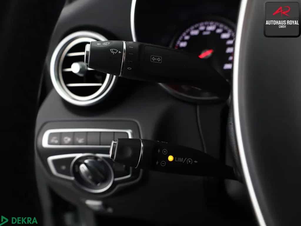 Mercedes-Benz GLC-Class 220 Coupe 4M AMG NIGHT HUD,360GRAD,KEYLESS 02/2018-photo-14
