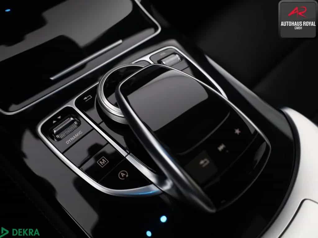 Mercedes-Benz GLC-Class 220 Coupe 4M AMG NIGHT HUD,360GRAD,KEYLESS 02/2018-photo-22