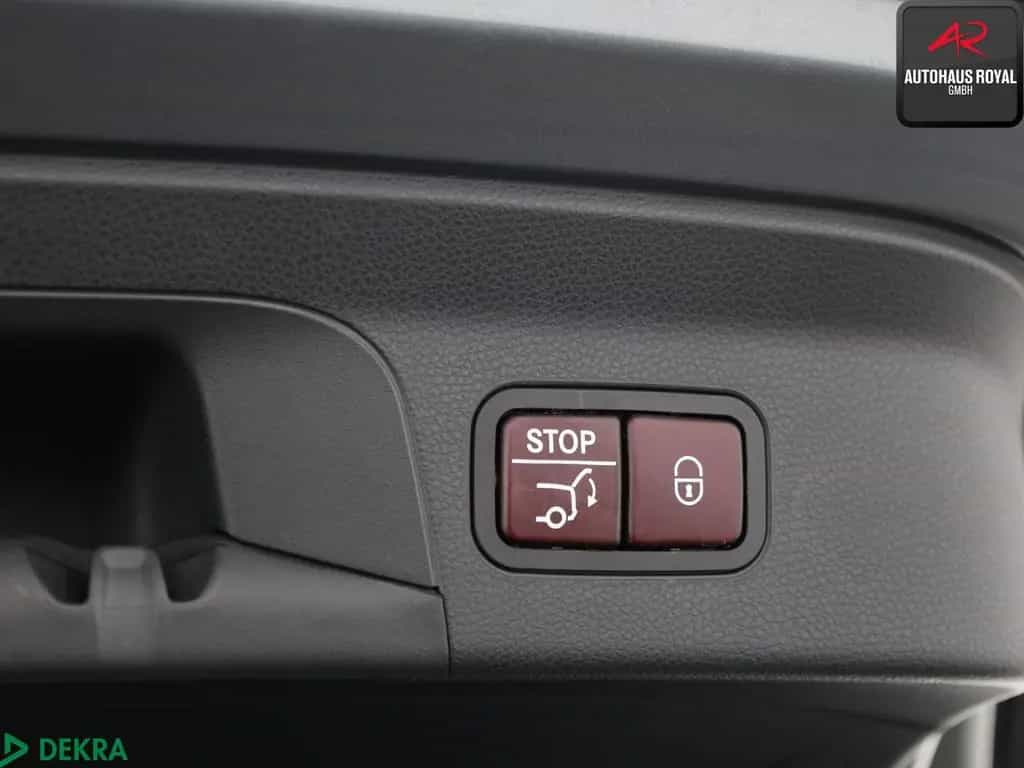 Mercedes-Benz GLC-Class 220 Coupe 4M AMG NIGHT HUD,360GRAD,KEYLESS 02/2018-photo-25