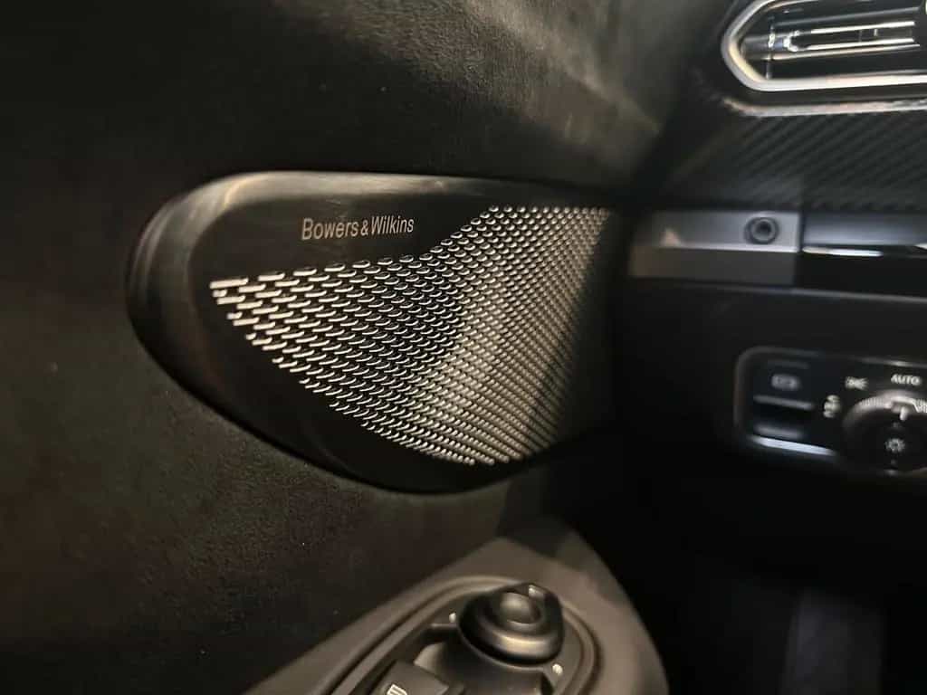 Aston Martin V8 Vantage Vantage S Coupe | Satin AM Racing Green | Int.CF null-photo-9