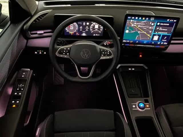Volkswagen T-Roc Style 1.5 l eTSI OPF 110 kW (150 P S) 7-Ga null-photo-6