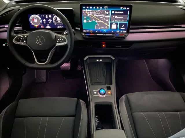 Volkswagen T-Roc Style 1.5 l eTSI OPF 110 kW (150 P S) 7-Ga null-photo-7
