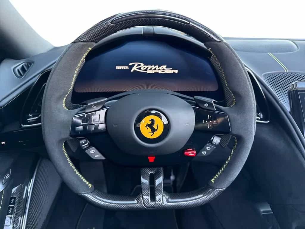 Ferrari Roma Spider *LED-Scheinwerfer*20 Zoll Felge* 12/2024-photo-13