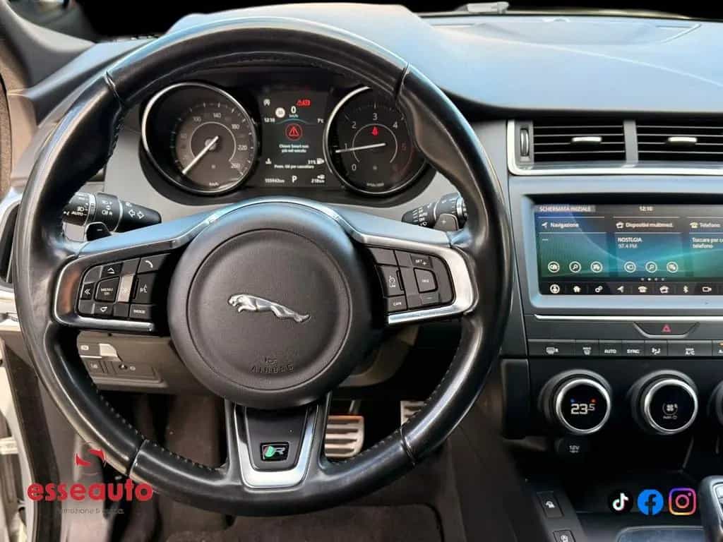Jaguar E-Pace 2.0D 180 CV AWD R-Dynamic 01/2019-photo-11
