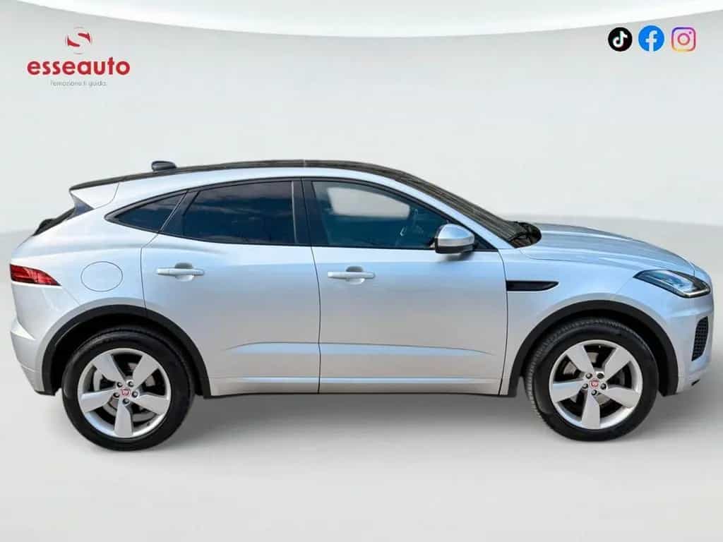 Jaguar E-Pace 2.0D 180 CV AWD R-Dynamic 01/2019-photo-3