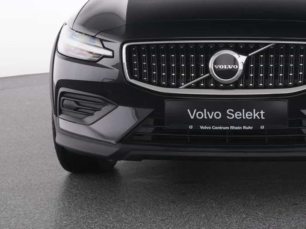 Volvo V60 Cross Country B4 AWD PLUS WINTERPAK+LM+ 12/2023-photo-16
