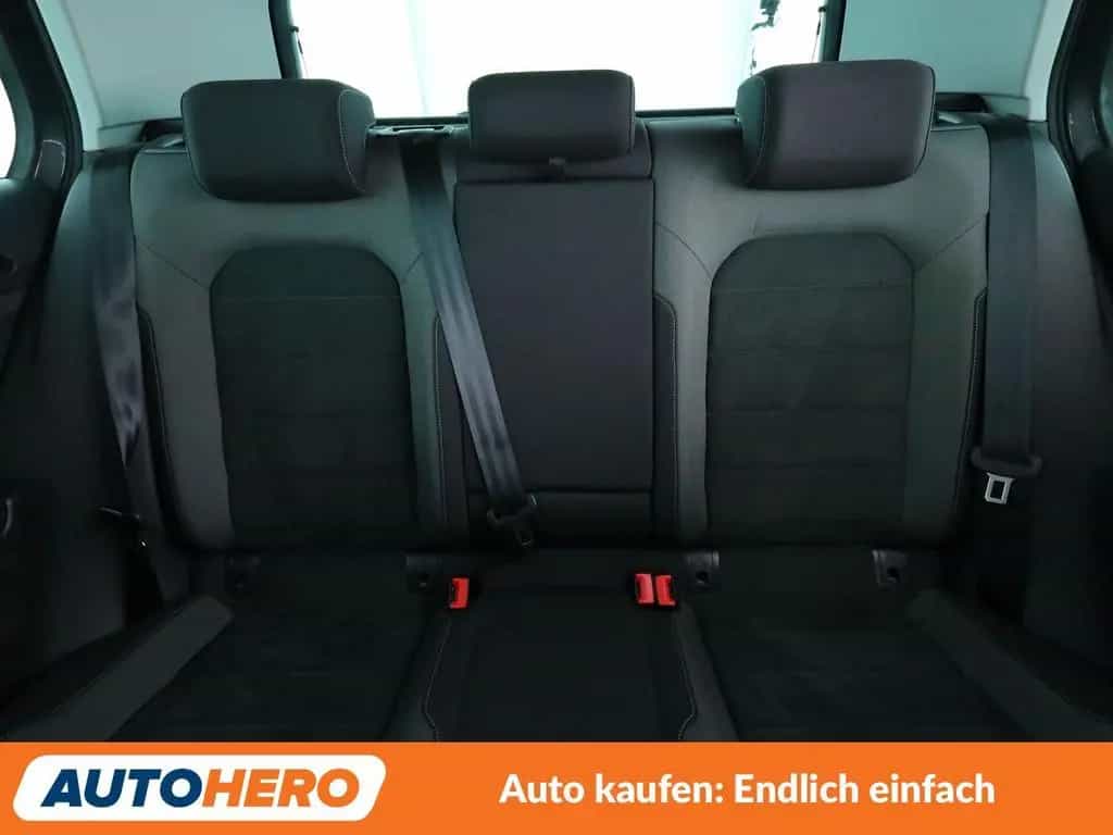 Volkswagen Golf VII 1.5 TSI ACT Highline BM Aut.*NAVI*LED* 01/2019-photo-15