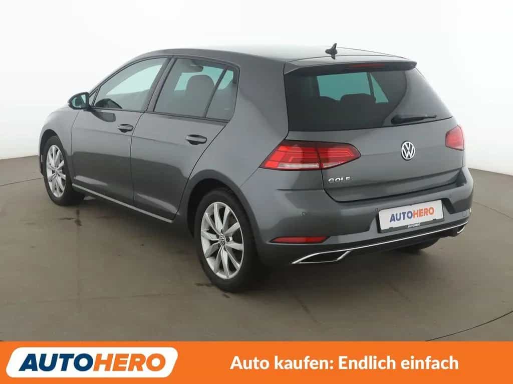 Volkswagen Golf VII 1.5 TSI ACT Highline BM Aut.*NAVI*LED* 01/2019-photo-3