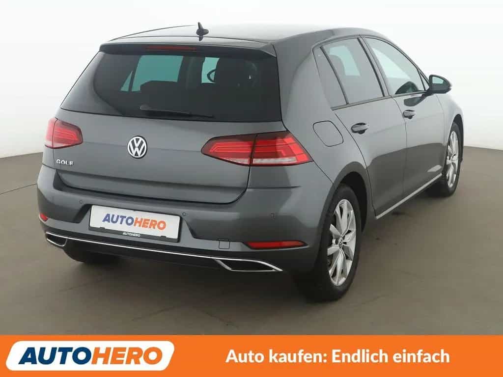 Volkswagen Golf VII 1.5 TSI ACT Highline BM Aut.*NAVI*LED* 01/2019-photo-5