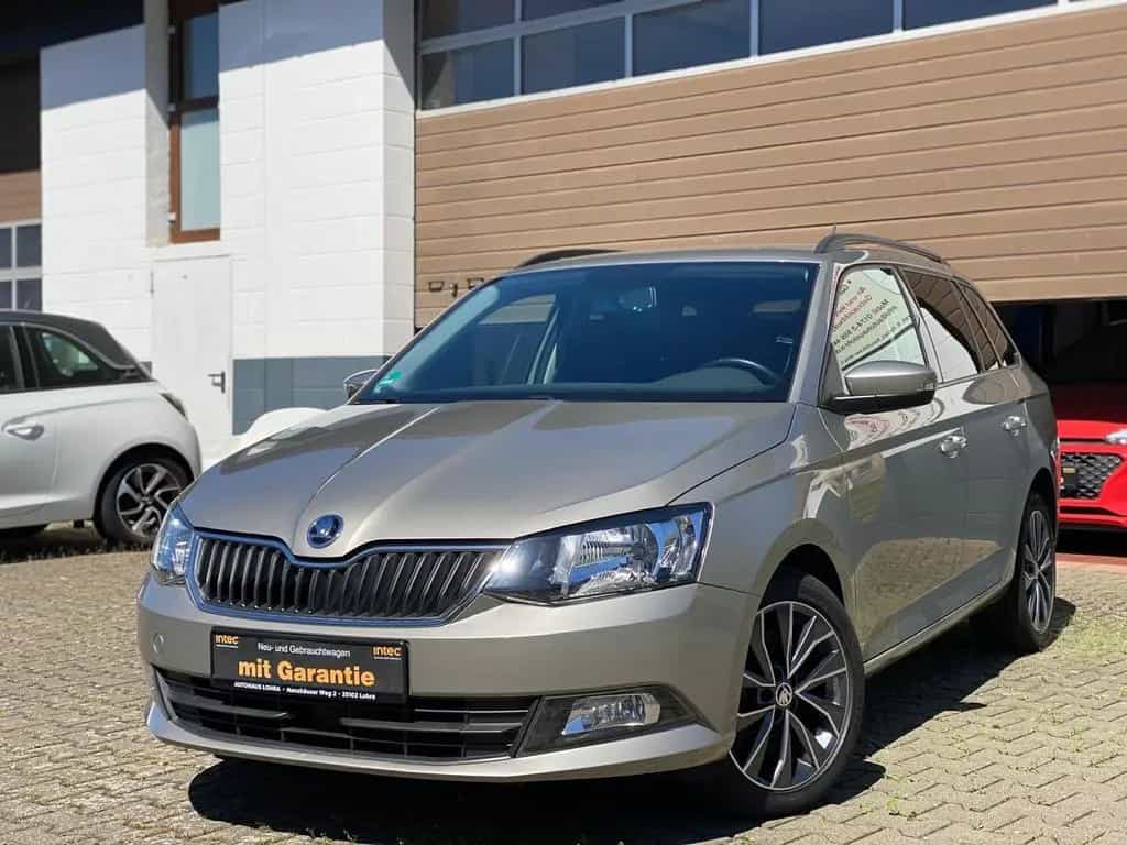 Skoda Fabia 1,2 DSG - 81 kW Combi Ambition*AUTOMATIK* 10/2016-photo-4