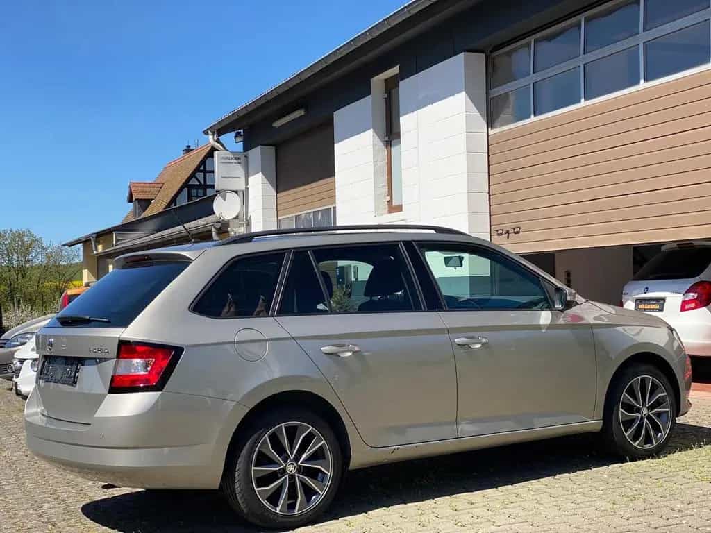 Skoda Fabia 1,2 DSG - 81 kW Combi Ambition*AUTOMATIK* 10/2016-photo-8