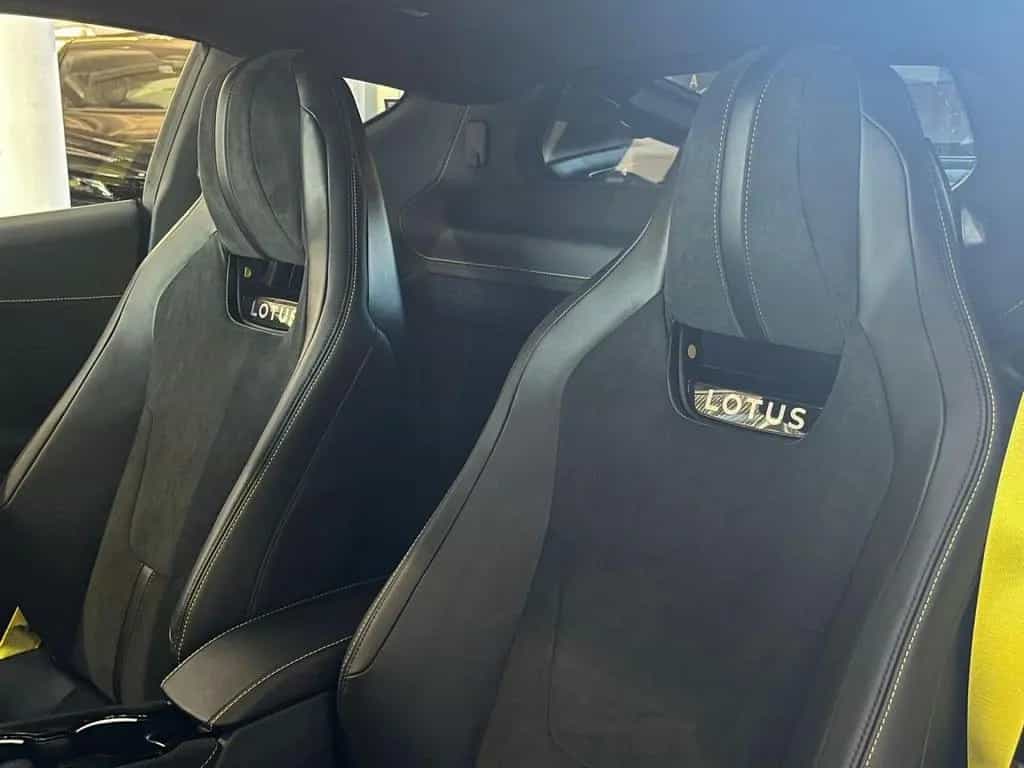 Lotus Emira V6 SE MY26 null-photo-13