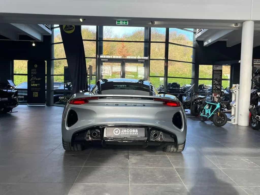 Lotus Emira Turbo SE null-photo-4