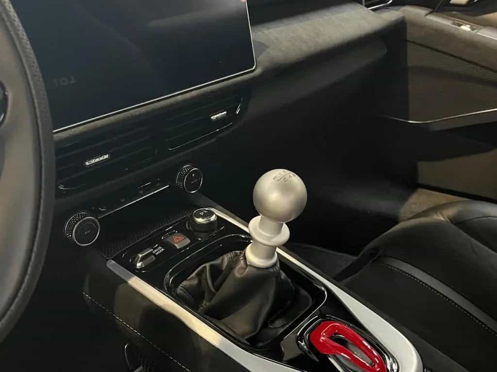 Lotus Emira V6 SE MY25 null-photo-9