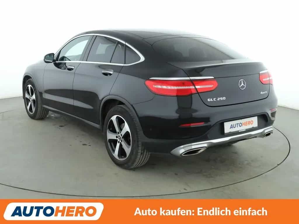 Mercedes-Benz GLC-Class 250 4Matic Aut.*LED*TEMPO*CAM*PDC*SHZ*KLIMA* 03/2018-photo-3