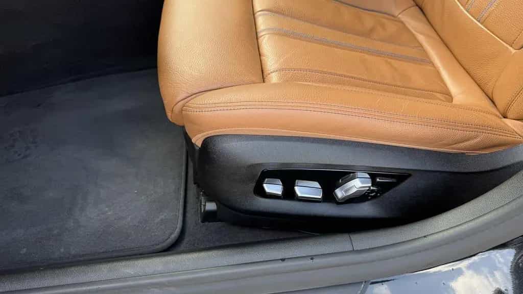 BMW 5 Series 530d xDrive Laser LC Prof HUD Pano Kamera SHZ PD 11/2021-photo-19