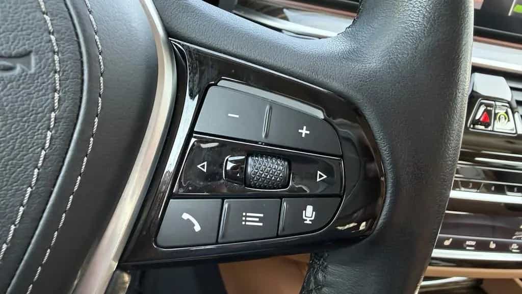 BMW 5 Series 530d xDrive Laser LC Prof HUD Pano Kamera SHZ PD 11/2021-photo-24