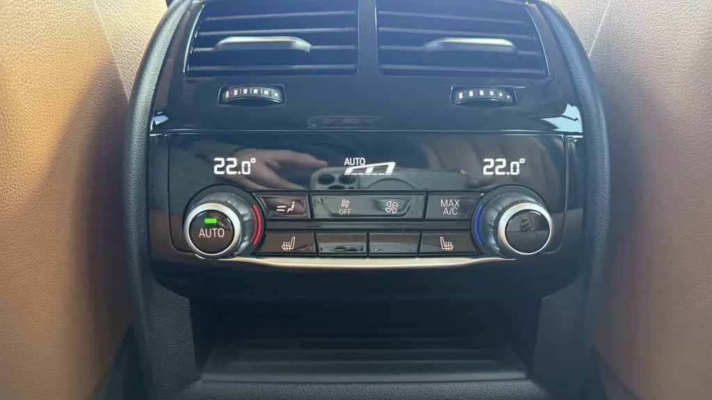 BMW 5 Series 530d xDrive Laser LC Prof HUD Pano Kamera SHZ PD 11/2021-photo-25