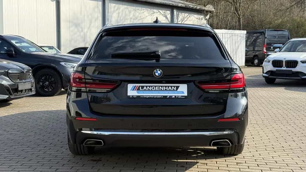 BMW 5 Series 530d xDrive Laser LC Prof HUD Pano Kamera SHZ PD 11/2021-photo-7