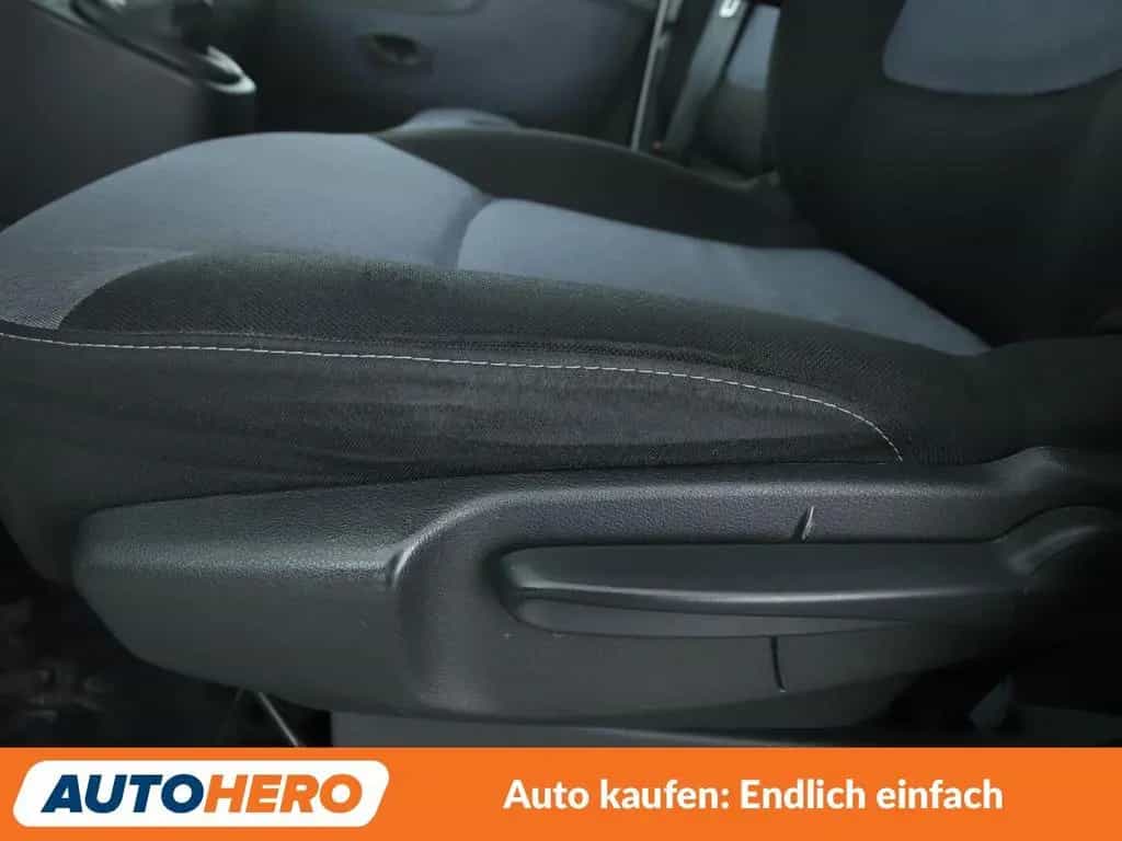 Opel Vivaro 1.6 Biturbo CDTI Combi L1H1 2,7t*TEMPO* 03/2017-photo-25