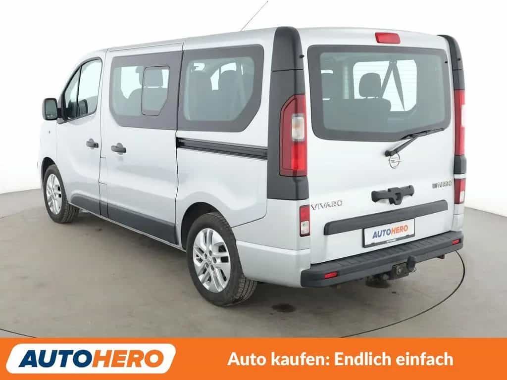 Opel Vivaro 1.6 Biturbo CDTI Combi L1H1 2,7t*TEMPO* 03/2017-photo-3