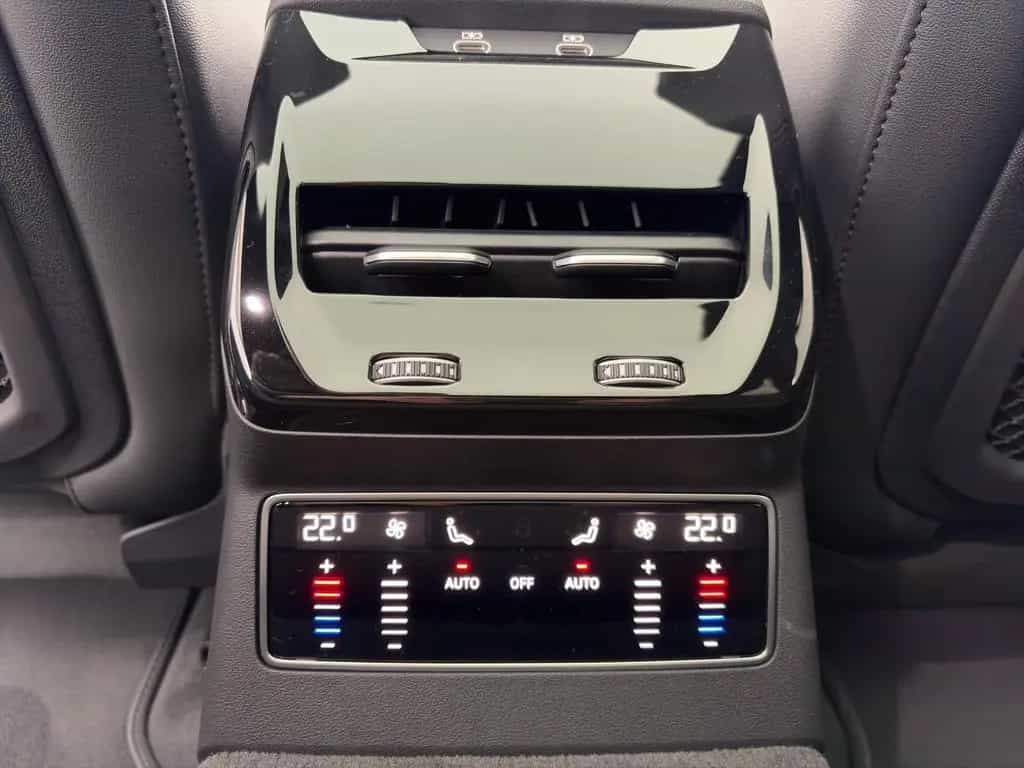 Audi A6 Avant TFSI q. 270 kW S line AHK+Matrix+Pano+H 11/2025-photo-12