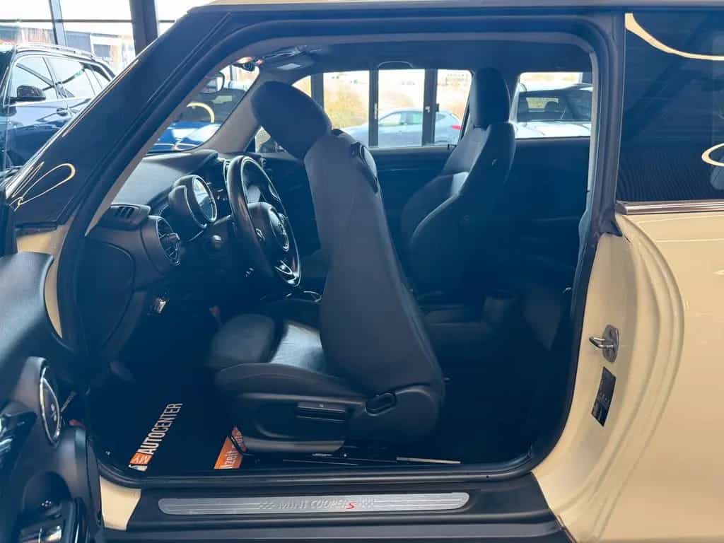 MINI Cooper SD Mini 3-trg. *2. Hand*Klima*JCW-Paket* 07/2015-photo-21