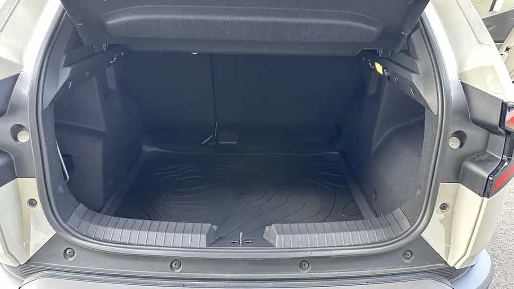 Dacia Duster TCe 130 Sitz u. Lenkrad Heizung Navi 03/2025-photo-10