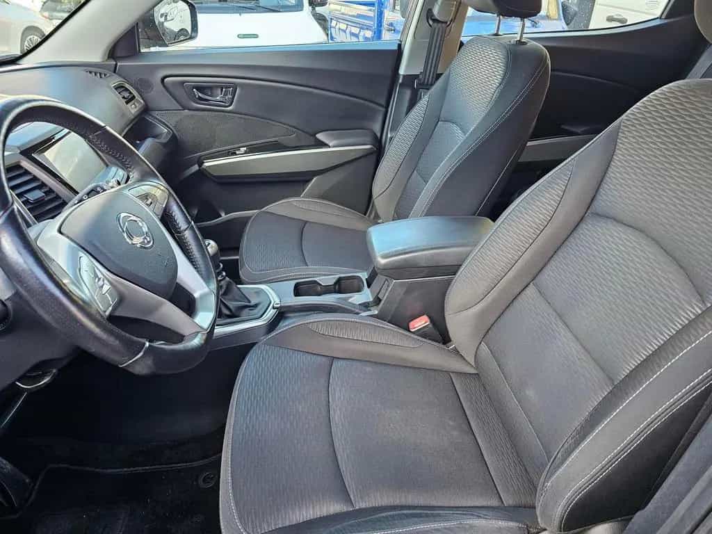 Ssangyong Tivoli 1.6+KLIMA+ALU+1.HAND 06/2017-photo-6