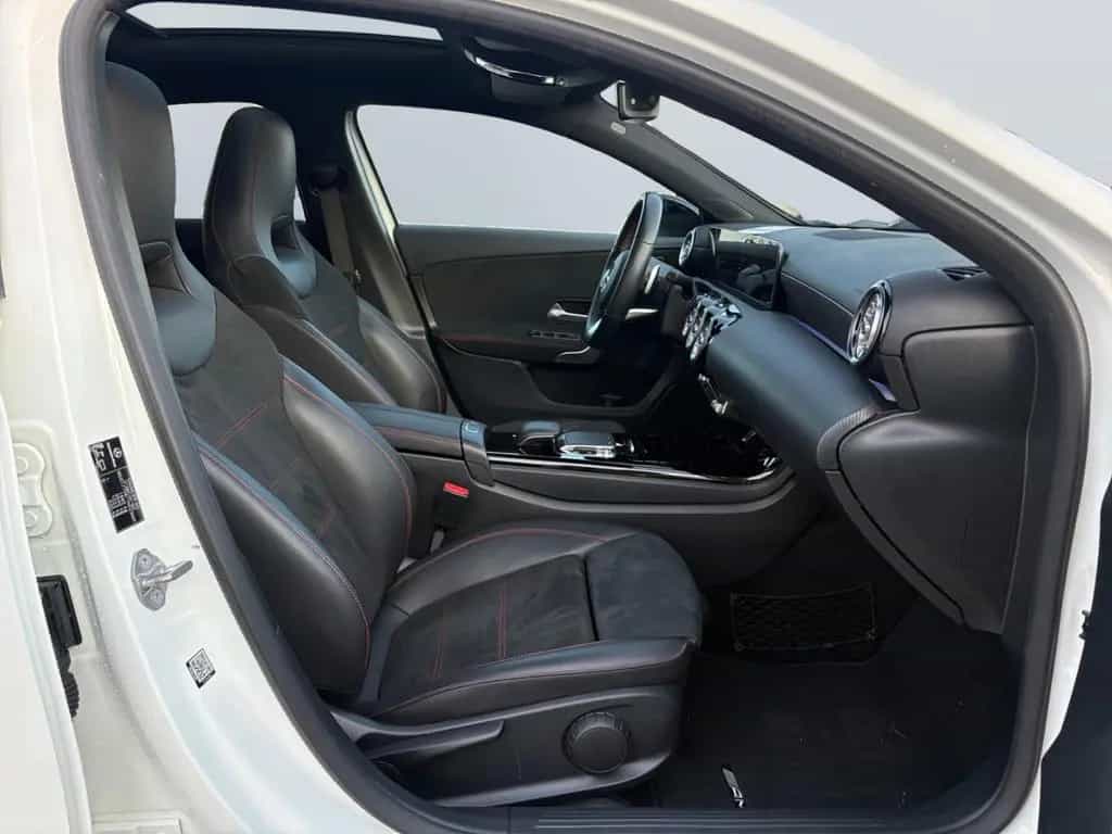 Mercedes-Benz A 200 7G-DCT AMG Line *LED*DISTRO*Pano*SHZ*Navi* 10/2018-photo-17