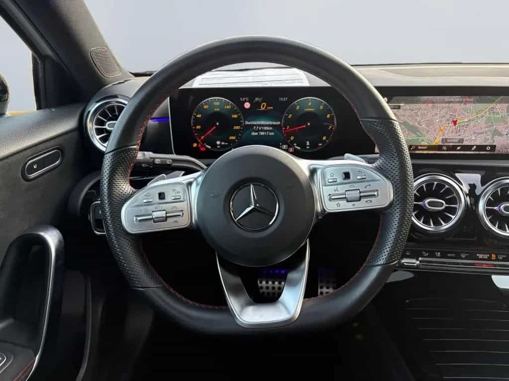 Mercedes-Benz A 200 7G-DCT AMG Line *LED*DISTRO*Pano*SHZ*Navi* 10/2018-photo-9