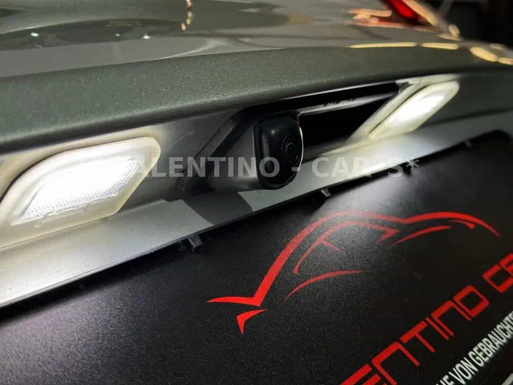 Hyundai i30 cw Family + Nav/Kamera/Temp/Shz/Lhz/Pano/Led 08/2018-photo-40