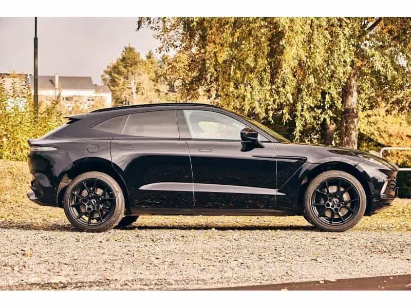 Aston Martin DBX 02/2022-photo-14