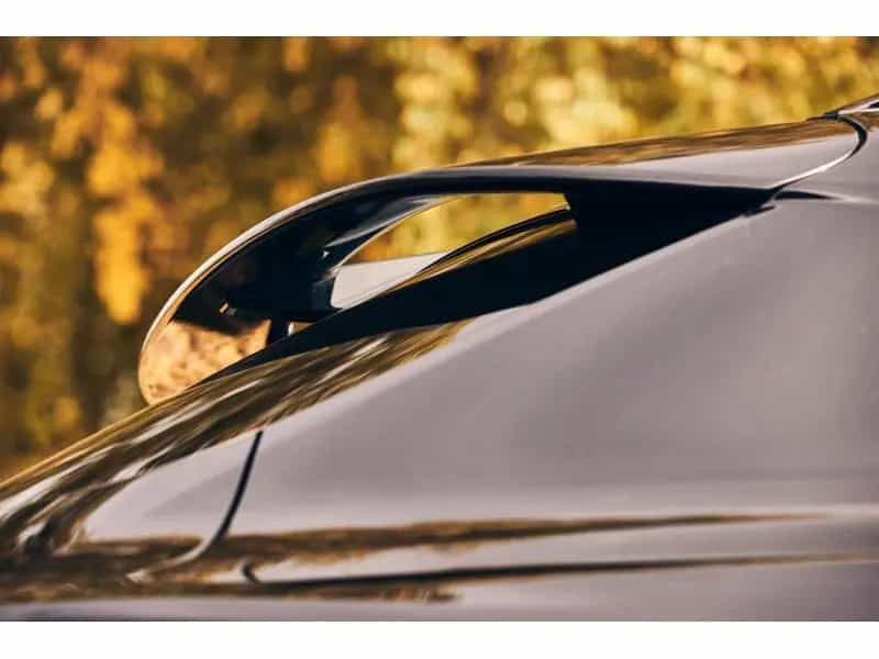 Aston Martin DBX 02/2022-photo-19