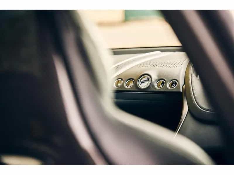 Aston Martin DBX 02/2022-photo-24