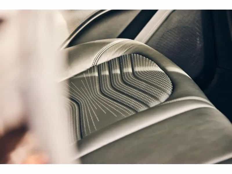 Aston Martin DBX 02/2022-photo-26