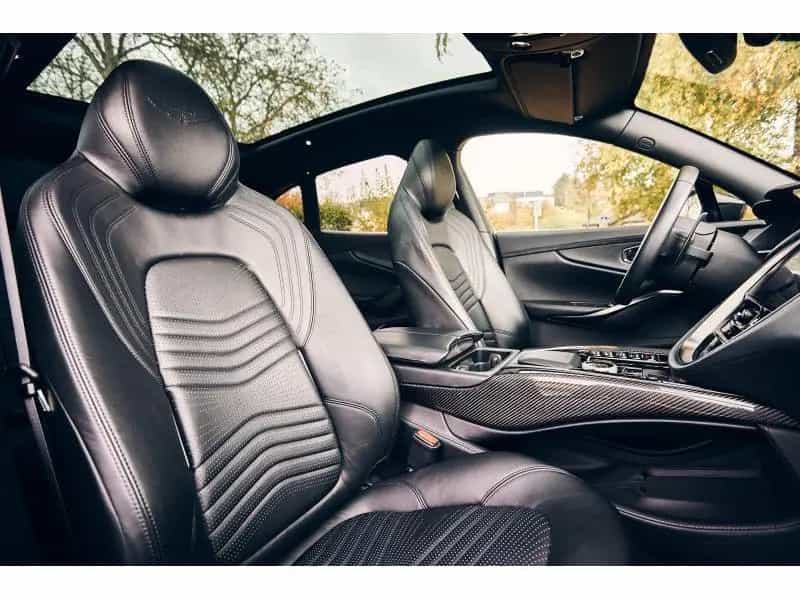 Aston Martin DBX 02/2022-photo-42