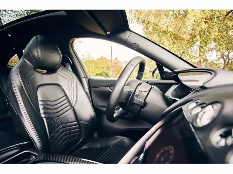 Aston Martin DBX 02/2022-photo-43