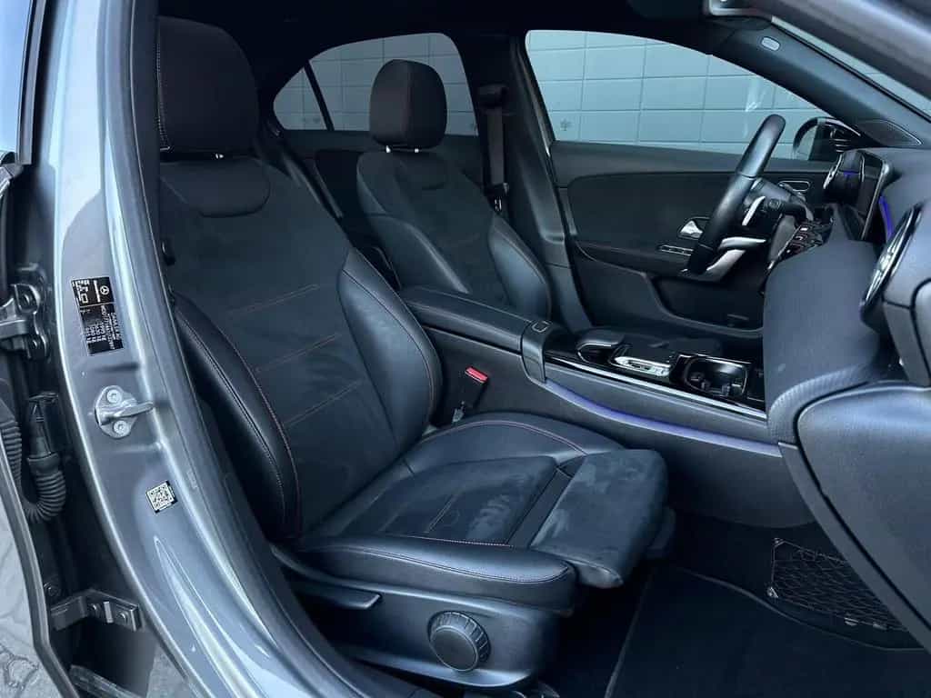 Mercedes-Benz A-Class AMG NIGHT LIMOUSINE* LED#SHZ#PANO#NAV#TEMPO 07/2019-photo-15