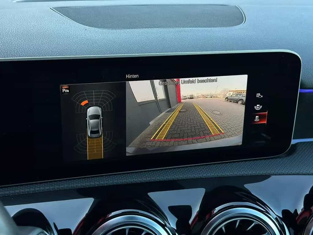 Mercedes-Benz A-Class AMG NIGHT LIMOUSINE* LED#SHZ#PANO#NAV#TEMPO 07/2019-photo-20