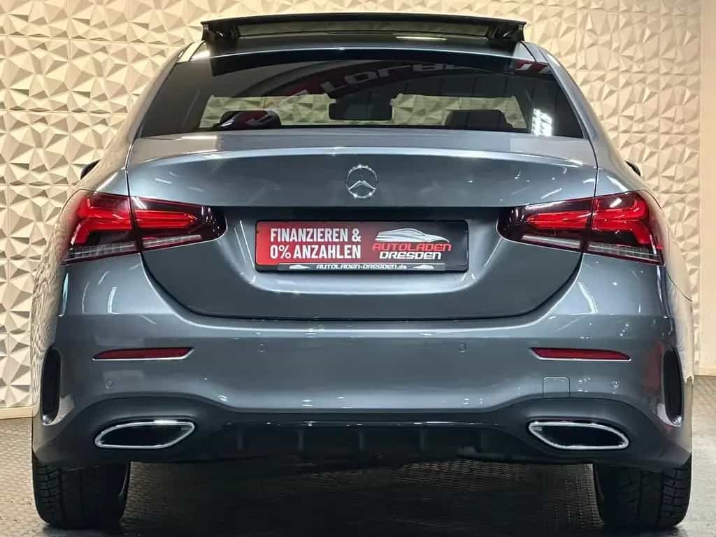 Mercedes-Benz A-Class AMG NIGHT LIMOUSINE* LED#SHZ#PANO#NAV#TEMPO 07/2019-photo-5
